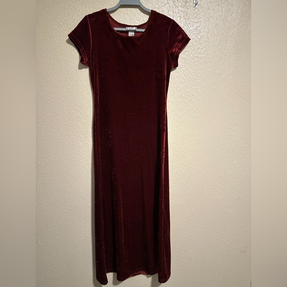 Vintage Y2Y Joule Velvet Dress Size Medium‎ Burgundy Roses